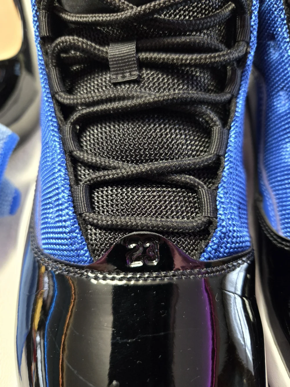 Nike Air Jordan Max Aura 2